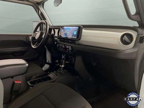 Used 2024 Jeep Wrangler Sport image 72