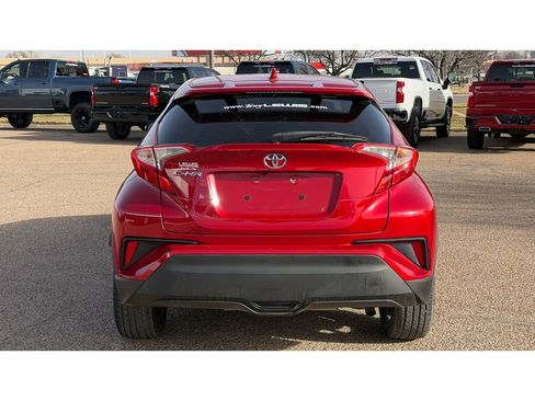 Used 2021 Toyota C-HR XLE image 6