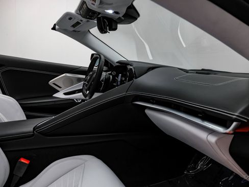 Used 2021 Chevrolet Corvette Stingray Premium Conv w/ Z51 Performance Package image 52