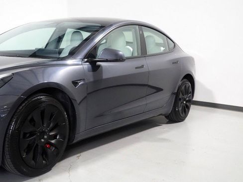 Used 2023 Tesla Model 3 RWD image 43