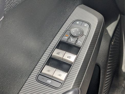 Used 2025 Mitsubishi Outlander SE FWD image 26