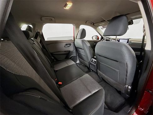 Certified 2021 Nissan Rogue SV image 29