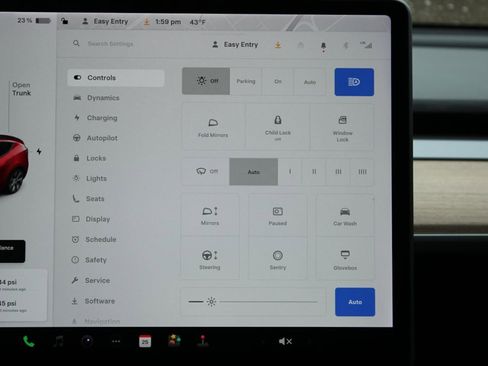 Used 2021 Tesla Model Y Performance image 32