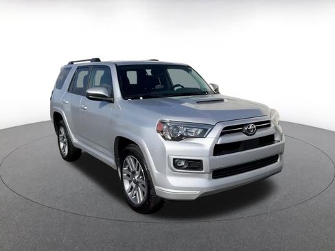 Used 2024 Toyota 4Runner TRD Sport image 3