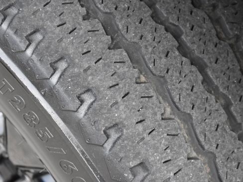 Used 2024 RAM 2500 Limited image 11