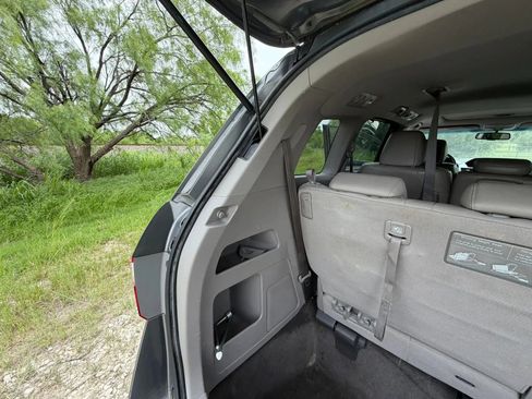 Used 2012 Honda Odyssey EX-L image 12