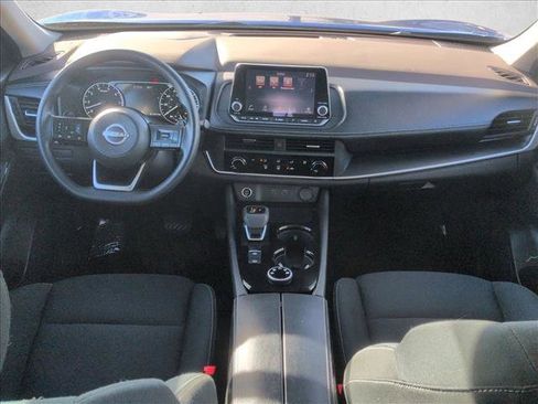 Used 2023 Nissan Rogue S image 18