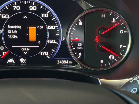 Used 2023 Chevrolet Traverse Premier w/ Redline Edition FWD image 31