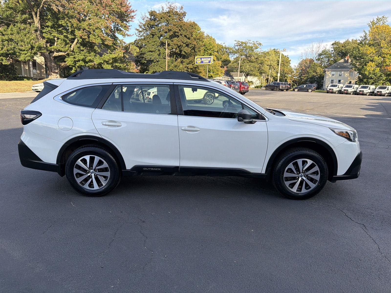 Used 2021 Subaru Outback AWD/4WD image 6