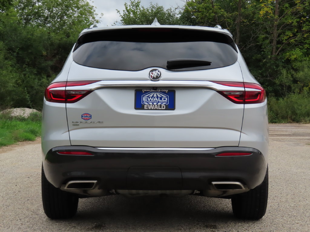 Used 2020 Buick Enclave Essence w/ Sound and Sites Package AWD/4WD image 14