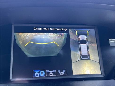 Used 2017 Acura MDX SH-AWD w/ Advance Package image 21