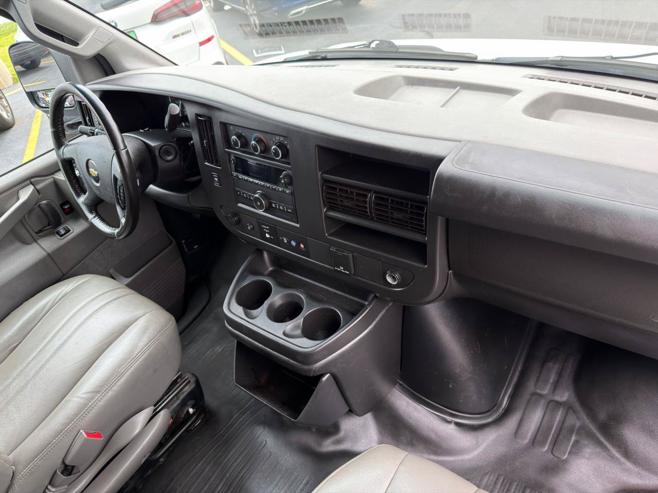 Used 2020 Chevrolet Express 2500 w/ Driver Convenience Package RWD image 23