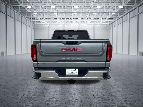 Used 2025 GMC Sierra 1500 SLT image 5