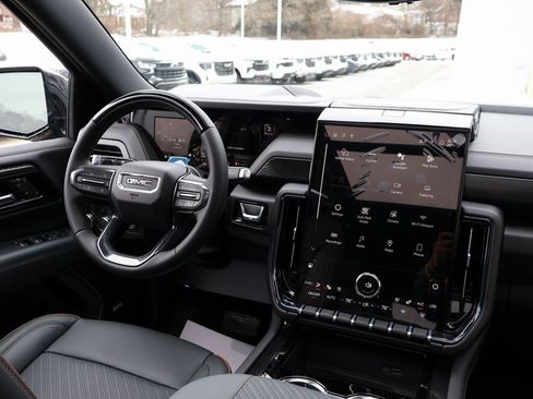 New 2026 GMC Yukon AT4 w/ AT4 Premium Plus Package image 33