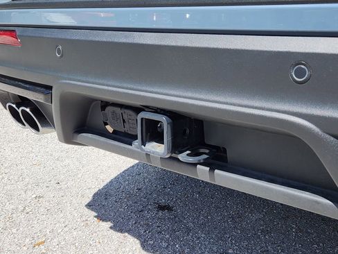 Used 2025 Ford Explorer ST image 12