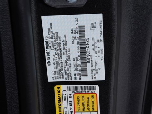 Used 2017 Ford Mustang GT Premium w/ GT Performance Package image 31