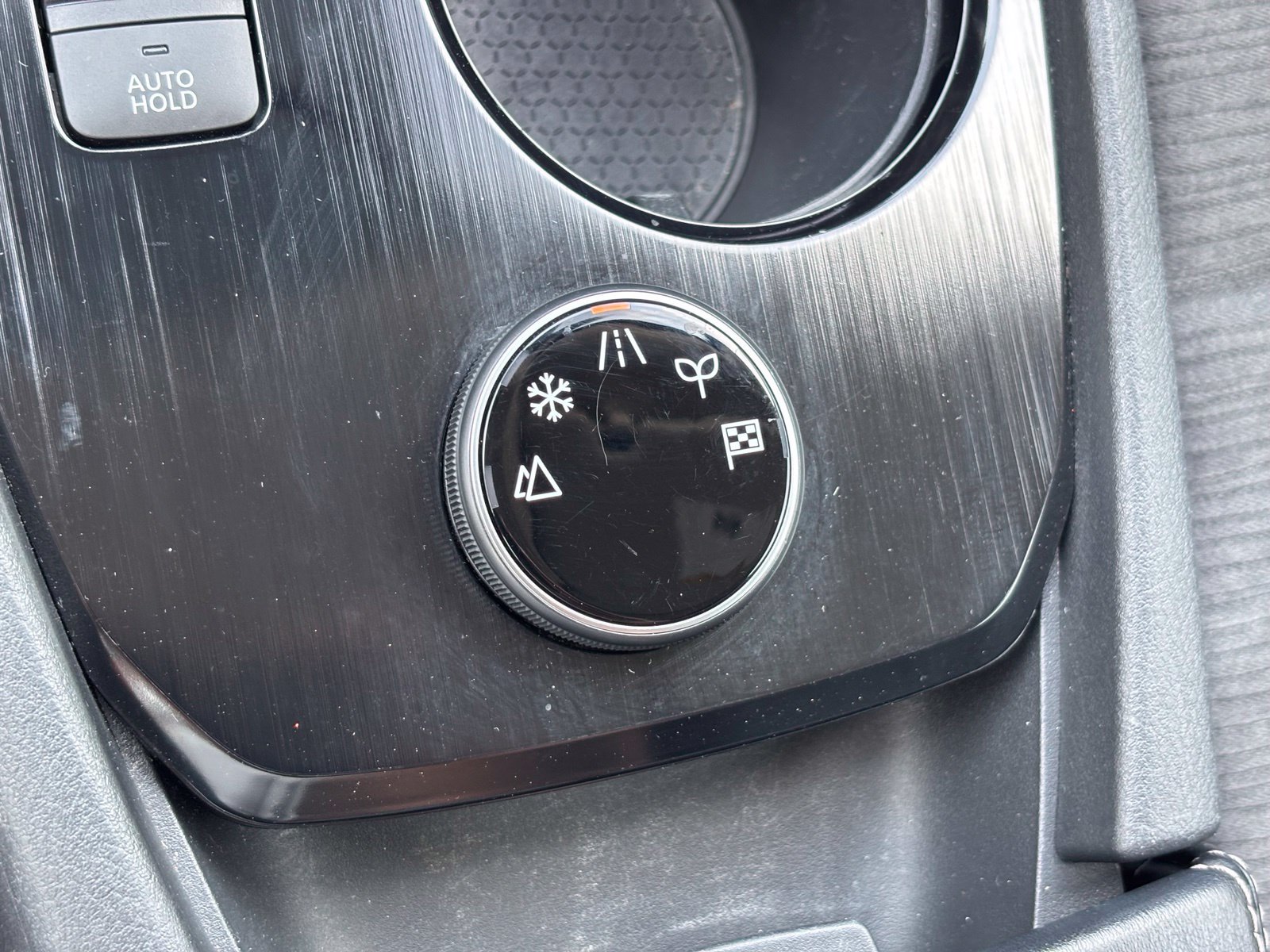 Used 2023 Nissan Rogue SV AWD/4WD image 21