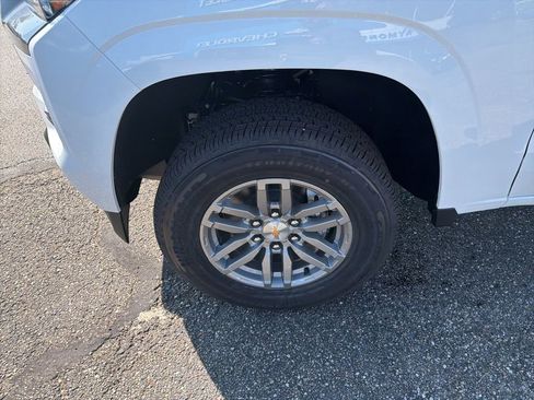 New 2026 Chevrolet Colorado LT w/ LT Convenience Package AWD/4WD image 11