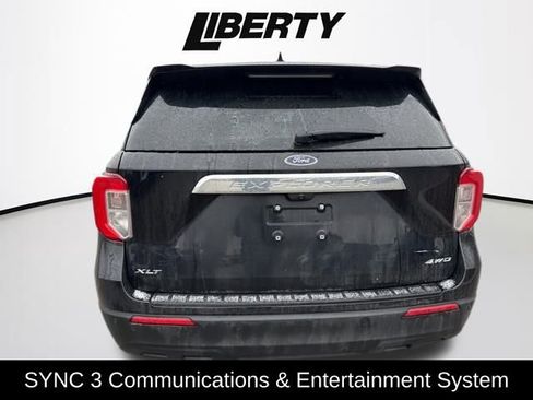 Certified 2023 Ford Explorer XLT image 7