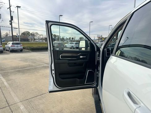 Used 2024 RAM 2500 Laramie w/ Safety Group image 7