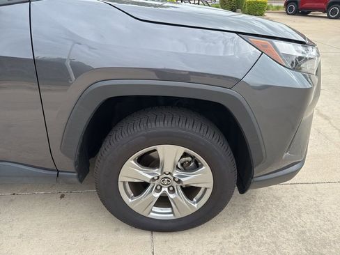 Used 2024 Toyota RAV4 XLE AWD/4WD image 7