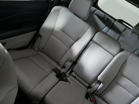 Used 2018 Honda Pilot EX-L image 12