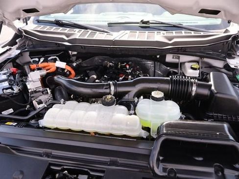 Used 2025 Ford F150 XLT w/ Equipment Group 301A Standard image 27