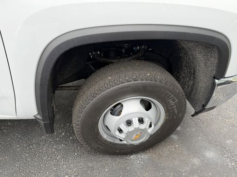 New 2026 Chevrolet Silverado 3500 W/T w/ WT Convenience Package AWD/4WD image 9