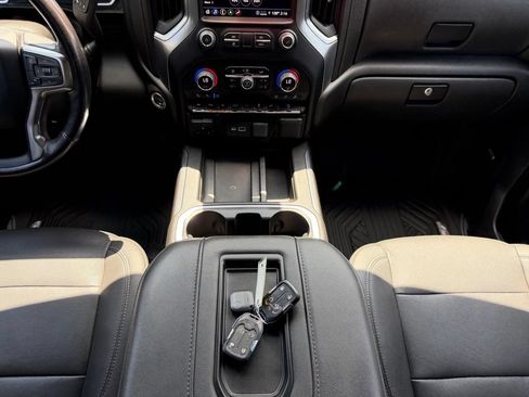 Used 2022 Chevrolet Silverado 1500 LTZ w/ LTZ Premium Texas Edition AWD/4WD image 23
