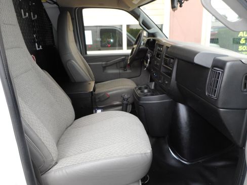 Used 2016 Chevrolet Express 2500 w/ Cold Climate Package RWD image 25