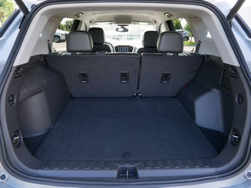 Used 2023 GMC Terrain SLT w/ Elevation Edition AWD/4WD image 16