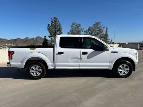 Used 2017 Ford F150 XLT image 5