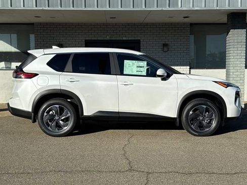 New 2026 Nissan Rogue SV image 3