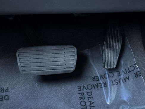 Certified 2024 Cadillac Escalade Sport image 41