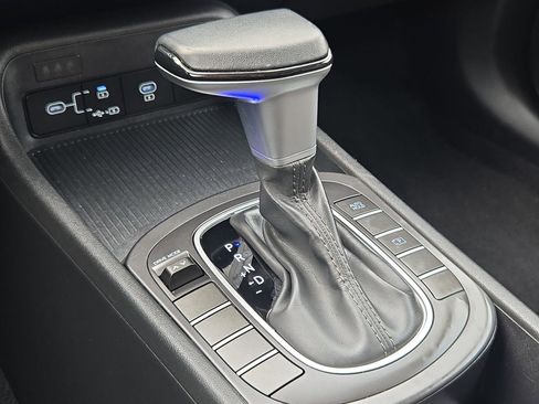 Used 2025 Hyundai Kona SEL FWD image 26