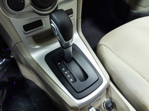 Used 2018 Ford Fiesta SE image 20