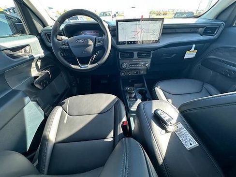 New 2025 Ford Maverick Lariat w/ Black Appearance Package image 14