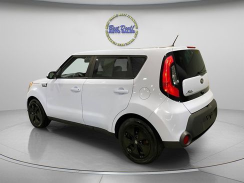 Used 2016 Kia Soul w/ Convenience Package FWD image 3