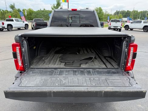 Used 2023 Ford F250 Lariat w/ Sport Appearance Package AWD/4WD image 42