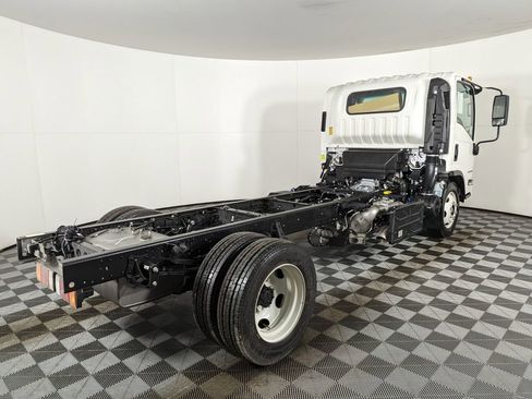 New 2024 Chevrolet Low Cab Forward 5500XD image 5