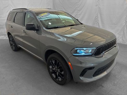 Used 2023 Dodge Durango GT w/ Blacktop Package AWD/4WD image 10