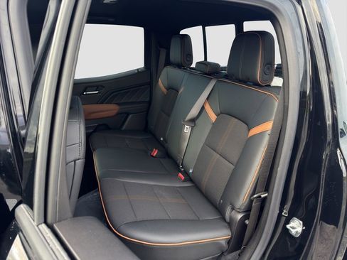 New 2026 GMC Canyon AT4 image 26