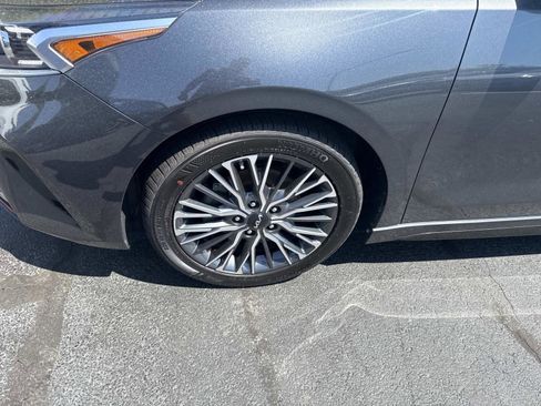 Used 2023 Kia Forte GT-Line w/ GT-Line Technology Package FWD image 12