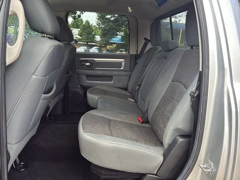Used 2014 RAM 2500 SLT AWD/4WD image 16