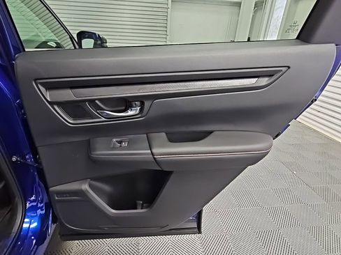 Used 2025 Honda CR-V Sport-L image 37