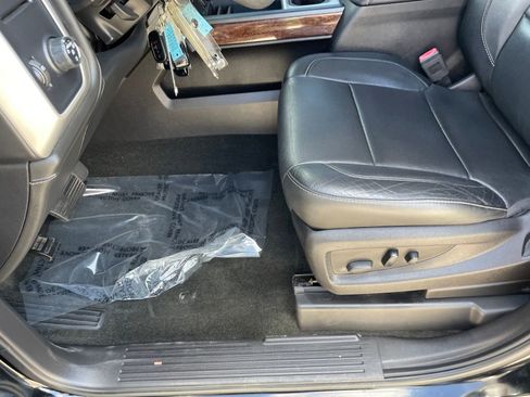 Used 2017 GMC Sierra 1500 SLT image 18