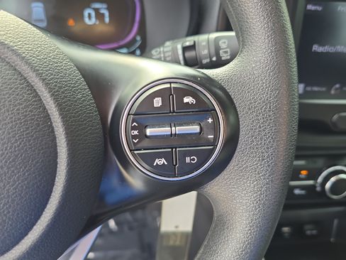 Used 2024 Kia Soul LX w/ Option Group 015 FWD image 29