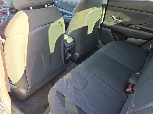 New 2026 Hyundai Elantra SE image 18