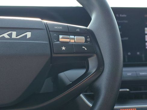 Used 2025 Kia K4 FWD image 22