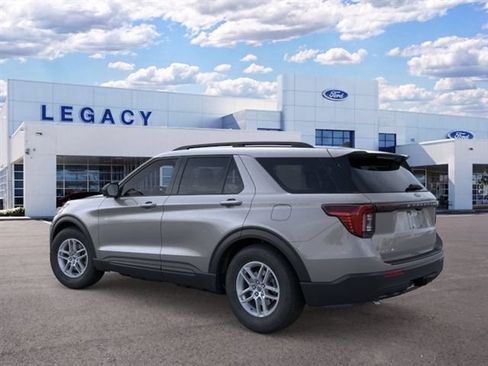 New 2026 Ford Explorer Active RWD image 4